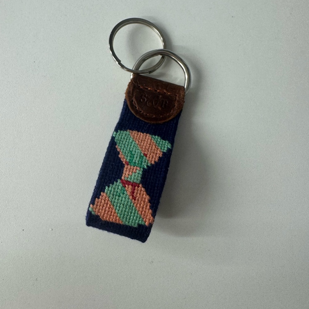 Smathers and Branson Bow Tie Key Fob